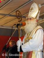 Z DĚNÍ VE MĚSTĚ