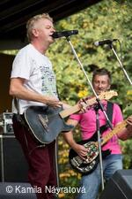 * Z DĚNÍ VE MĚSTĚ